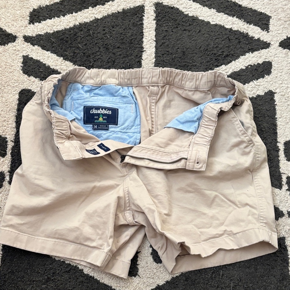 Chubbies Men's Beige Flat Front Shorts